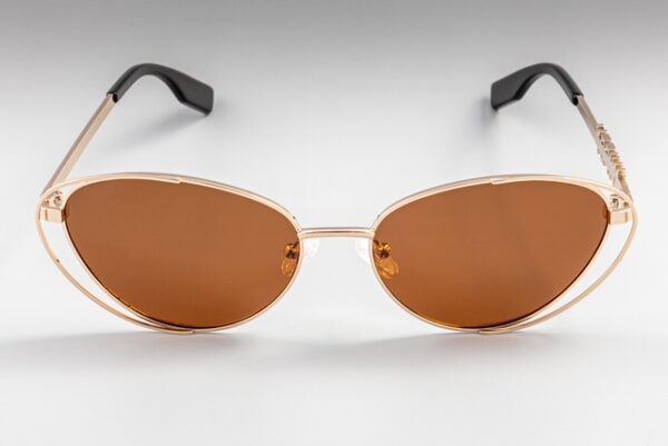 Riley - Image 3